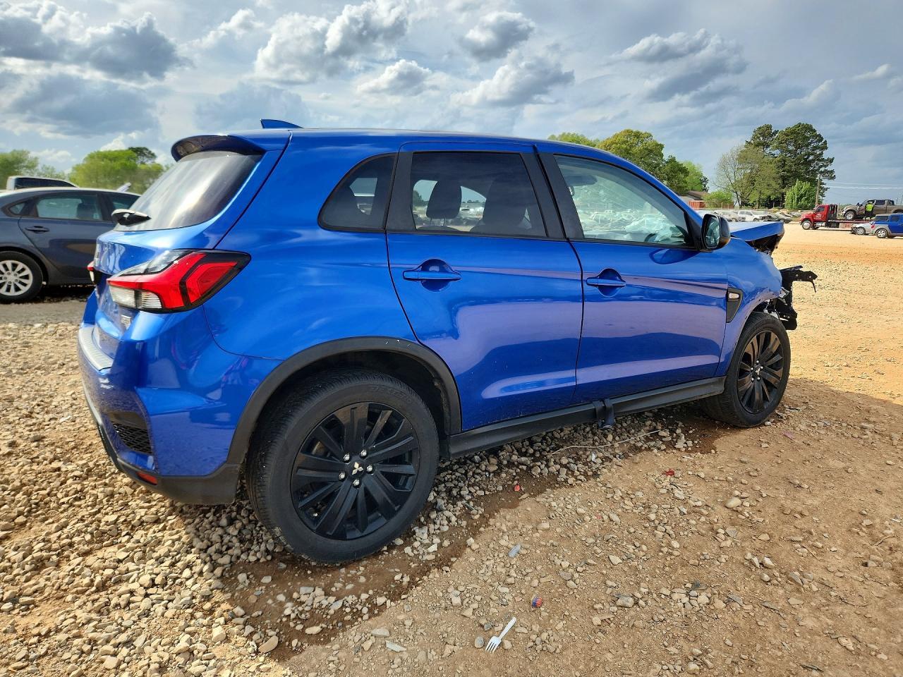 2021 Mitsubishi Outlander Sport Es - Фото 3