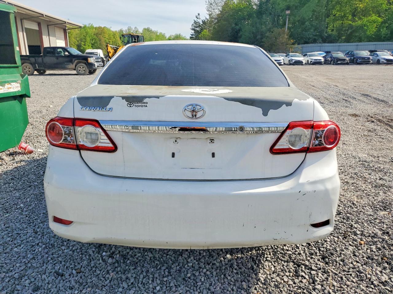 2013 Toyota Corolla L - Фото 6