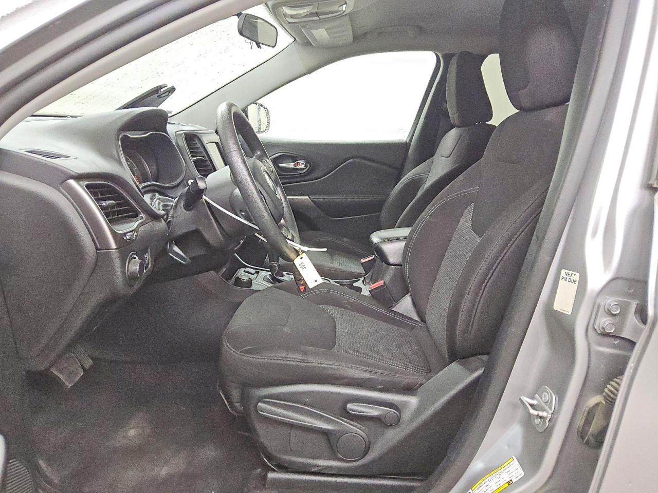 2020 Jeep Cherokee Latitude - Image 7