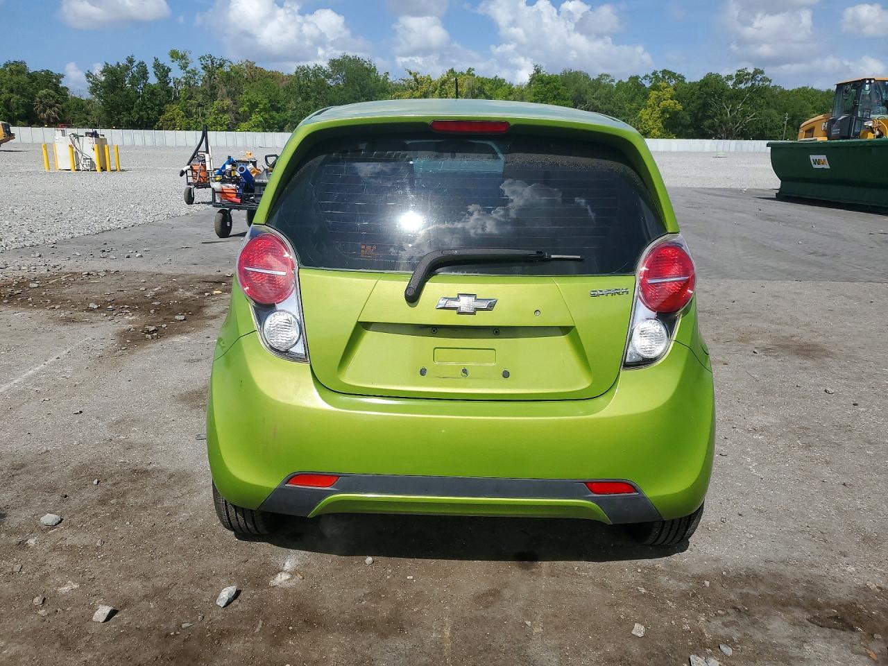 2013 Chevrolet Spark 1Lt - Фото 6
