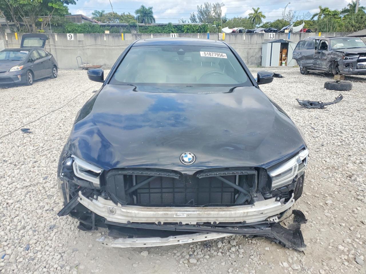 2021 BMW 530 I - Фото 5