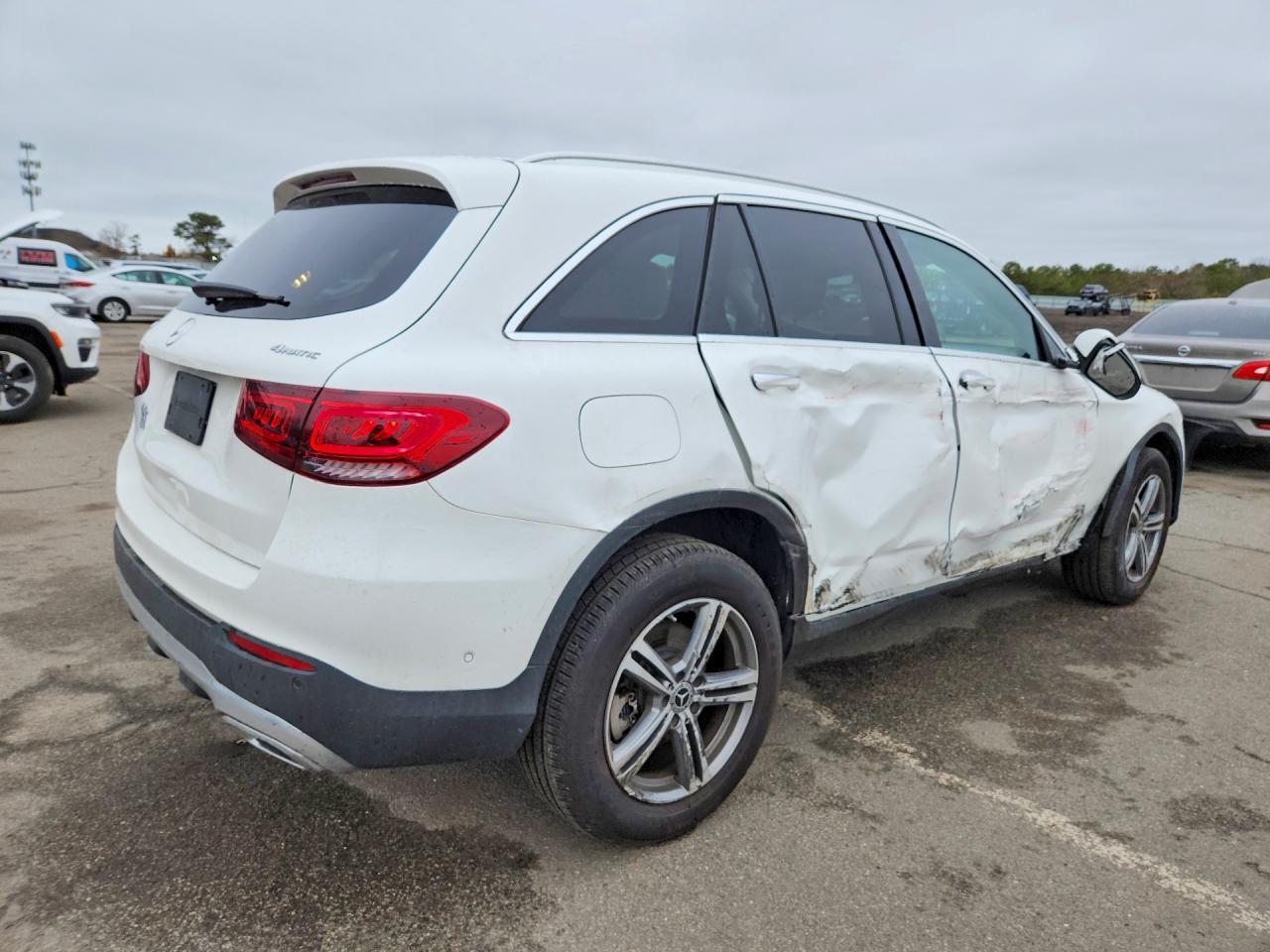 2021 Mercedes-Benz Glc 300 4Matic - Image 3