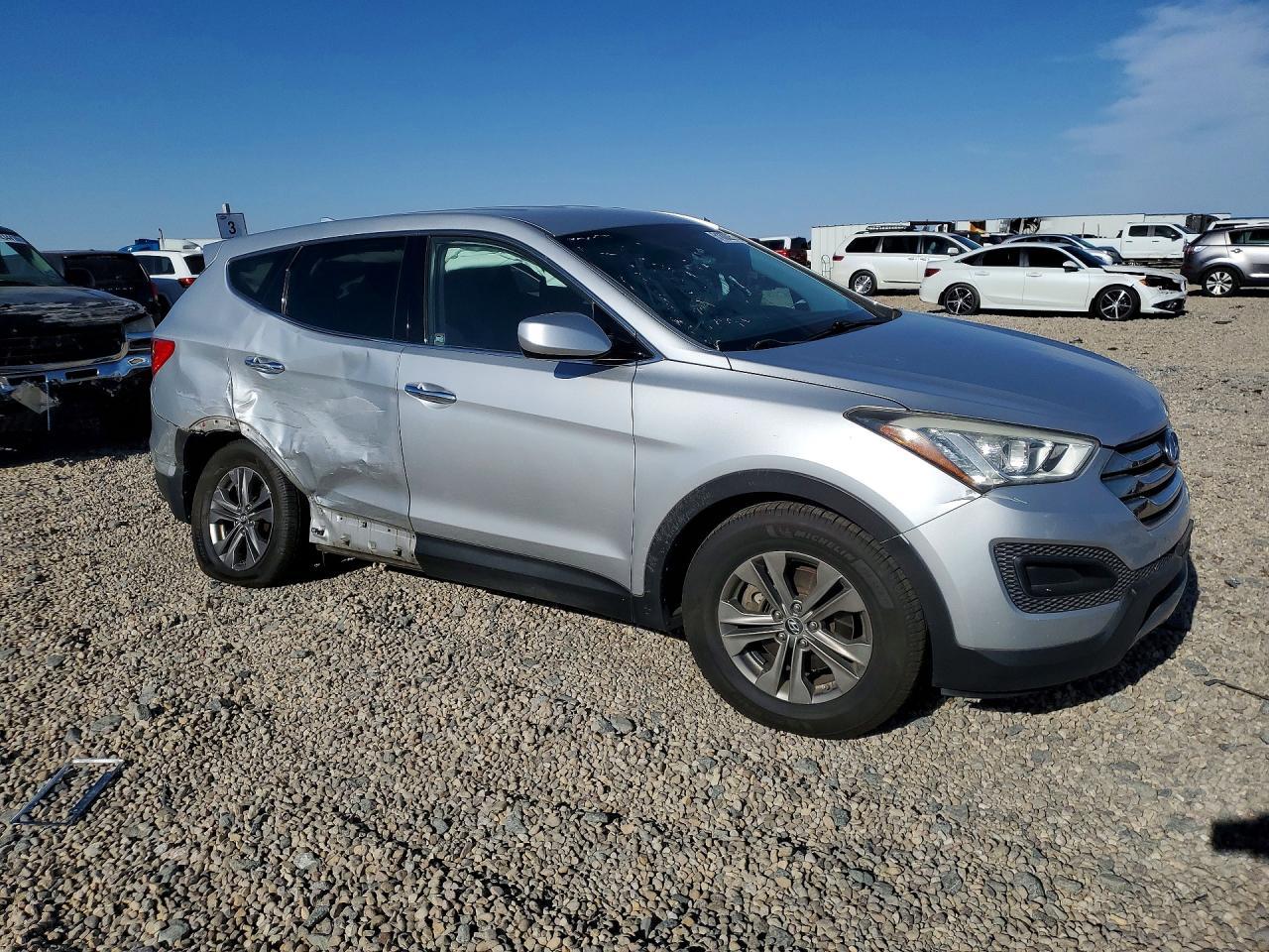 2013 Hyundai Santa Fe Sport 2.4L - Image 4
