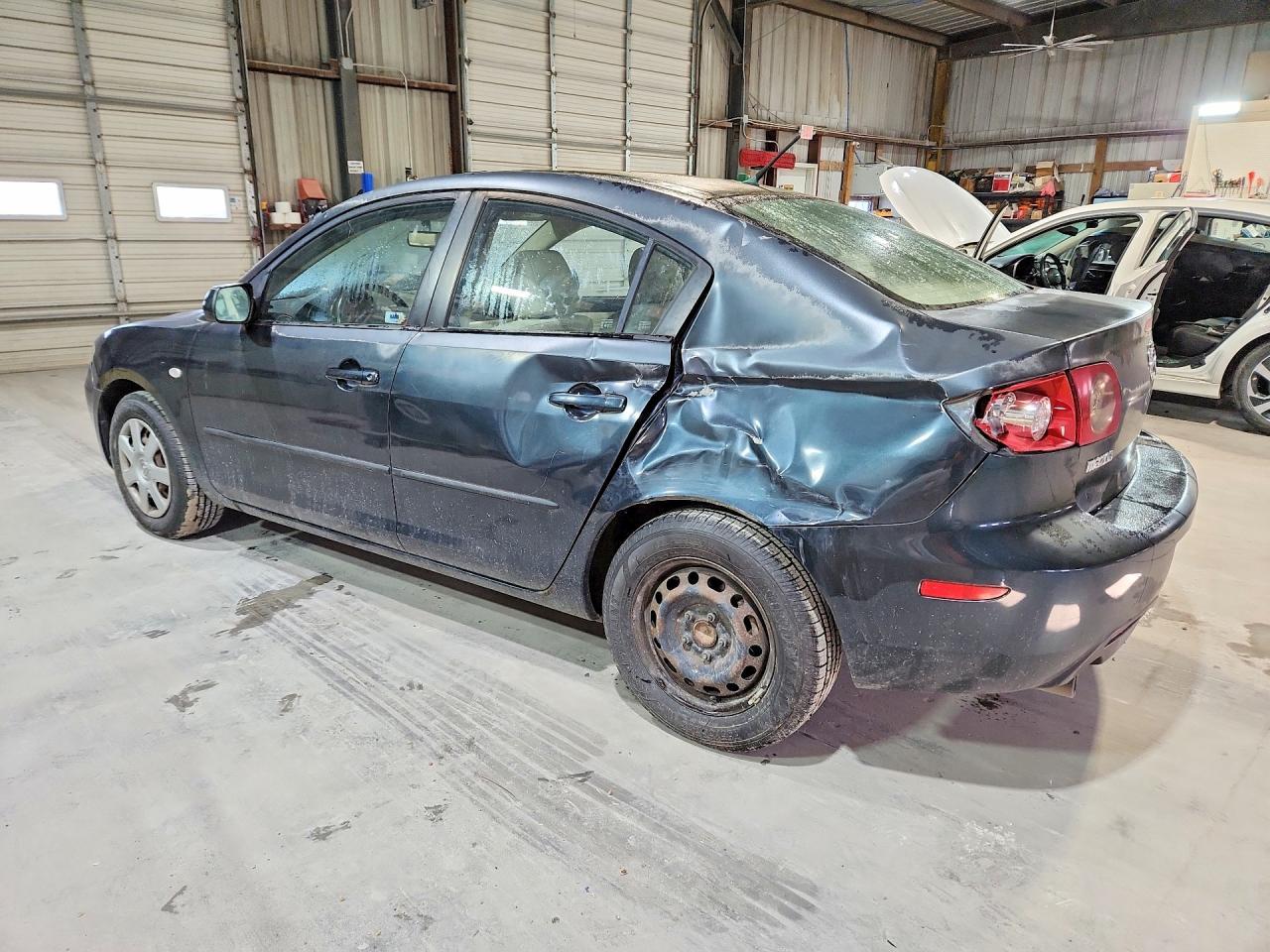 2006 Mazda 3 I - Image 2
