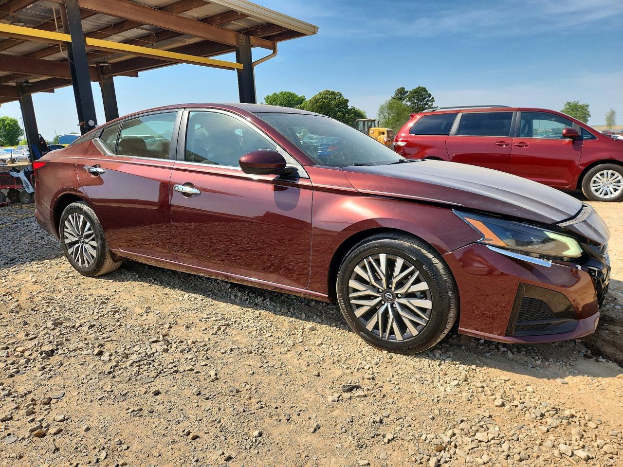 2023 Nissan Altima Sv - Фото 4
