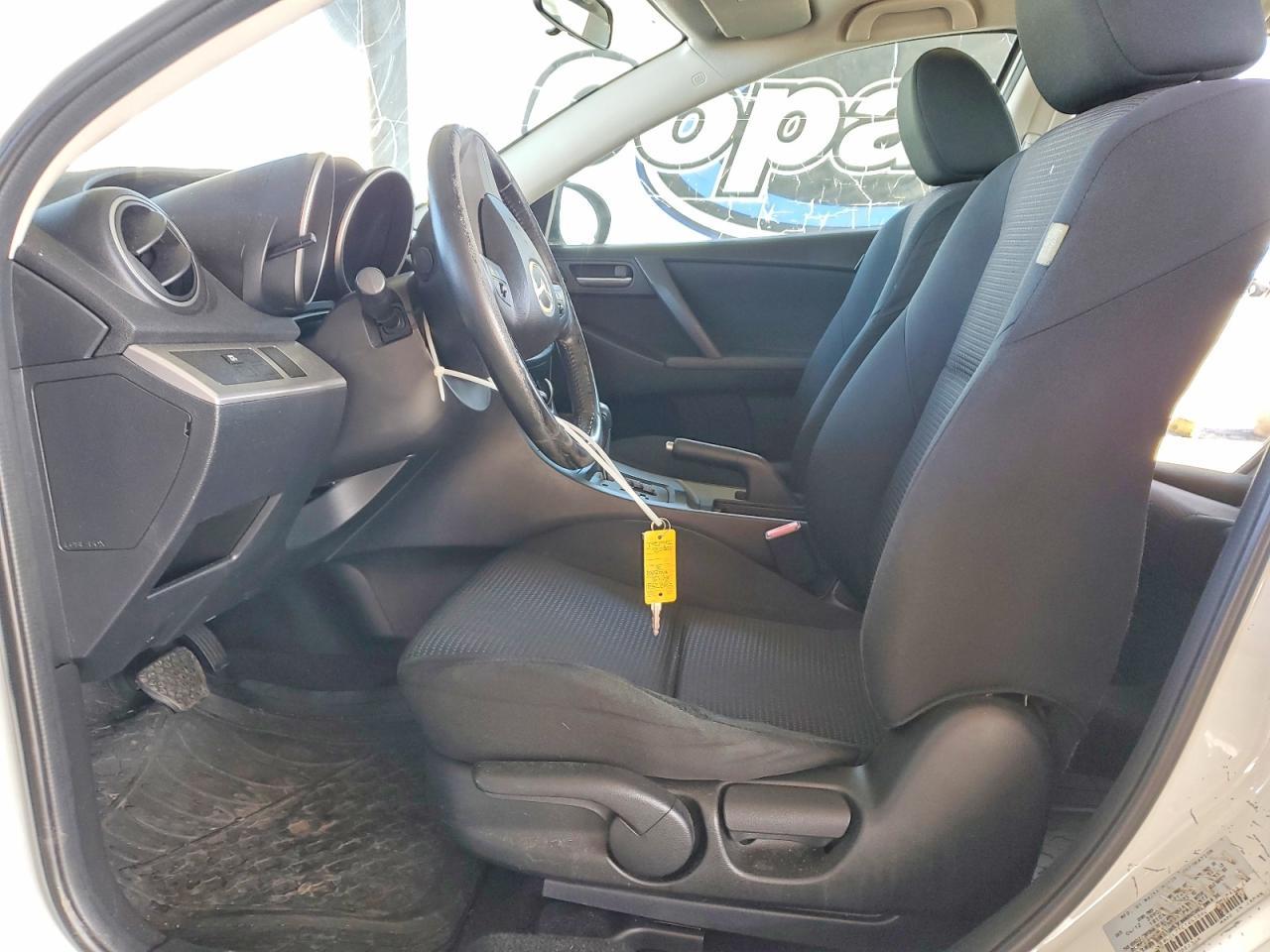 2012 Mazda 3 I - Image 7