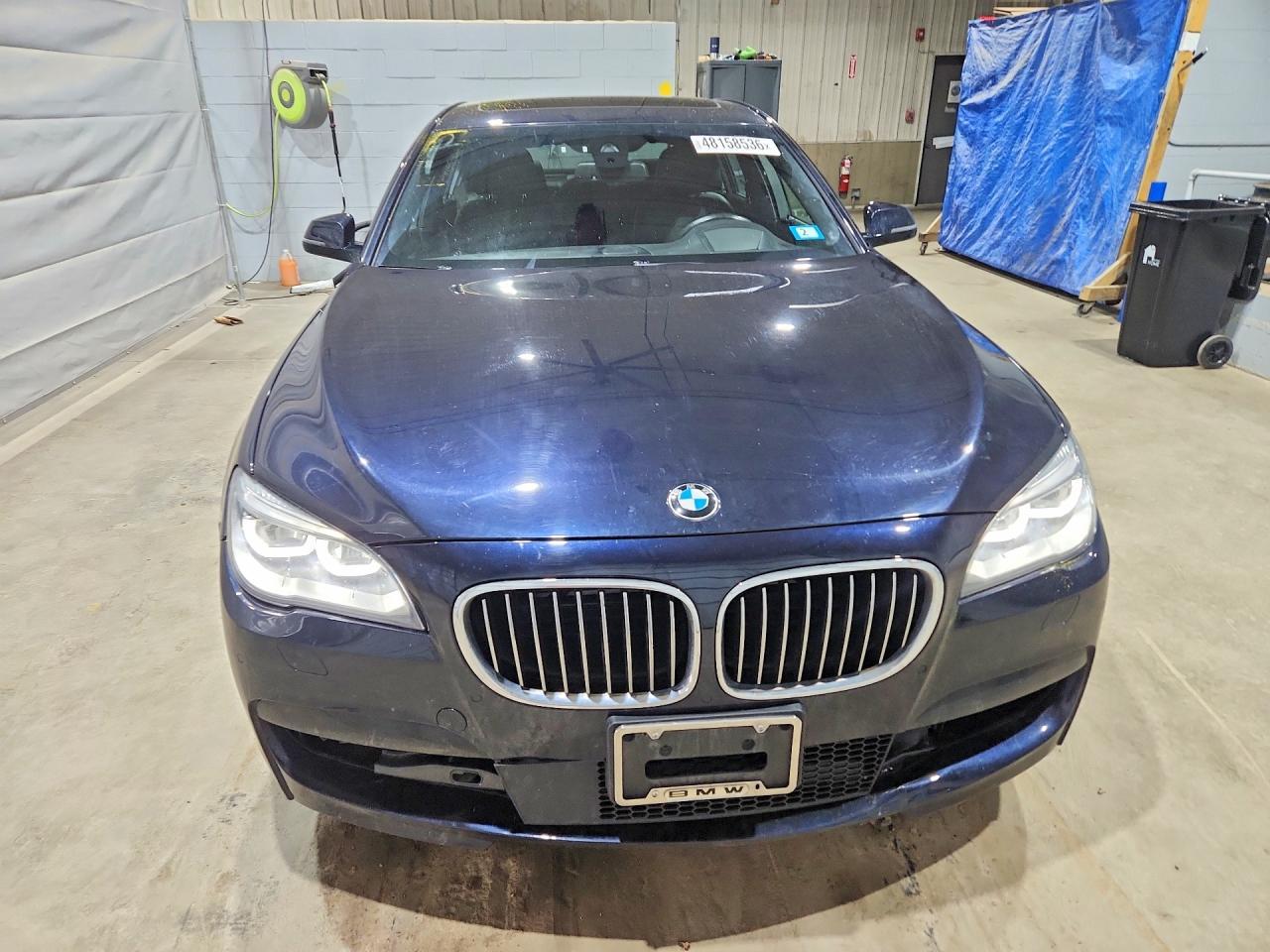 2015 BMW 750 Lxi - Фото 5