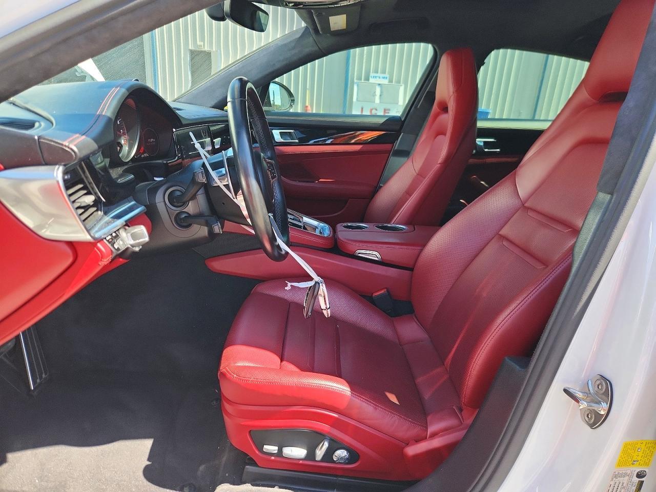 2020 Porsche Panamera Gts - Image 7
