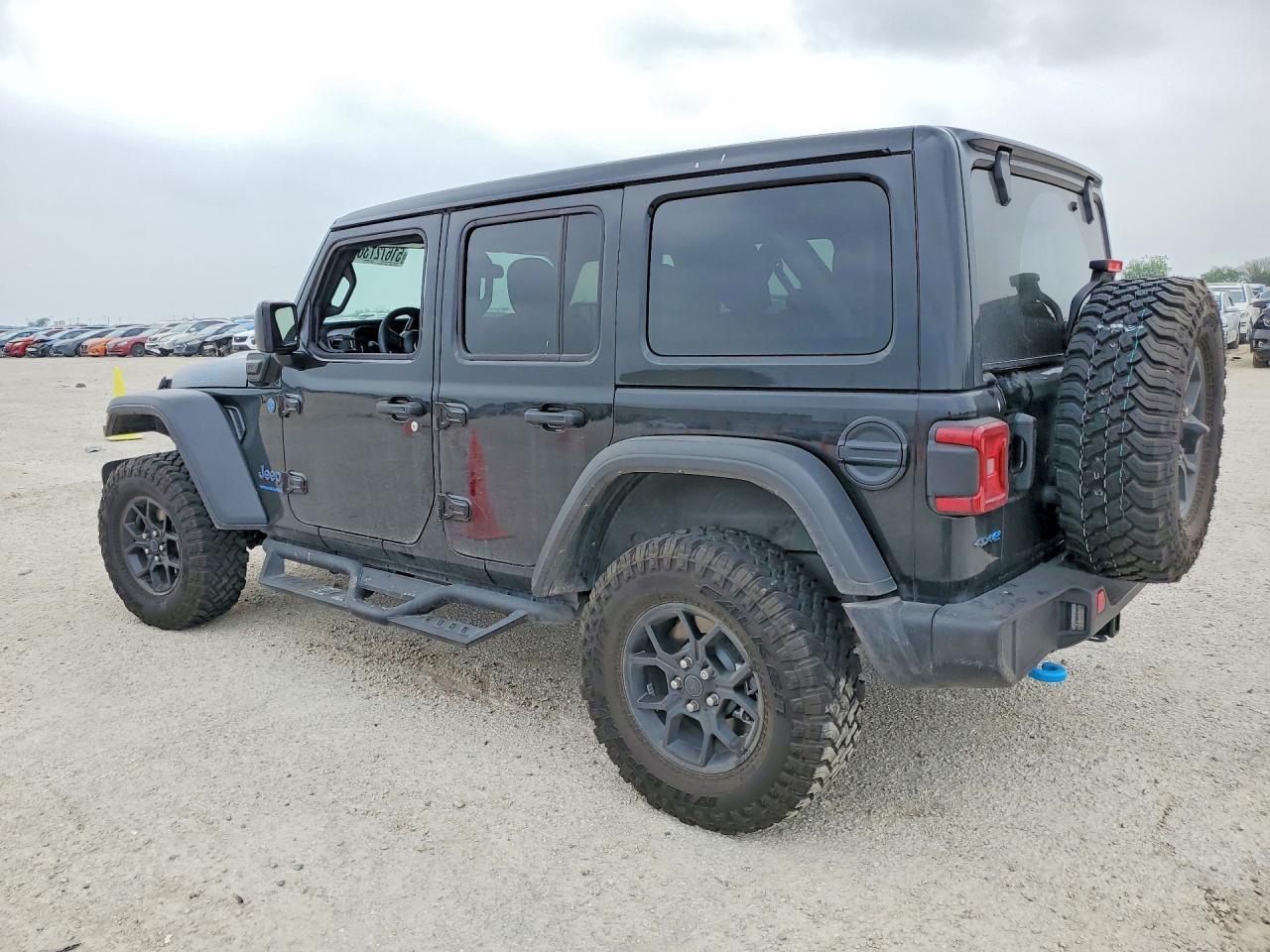 2024 Jeep Wrangler 4Xe - Фото 2