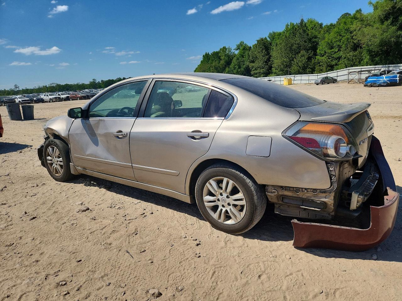 2011 Nissan Altima 2.5 - Фото 2