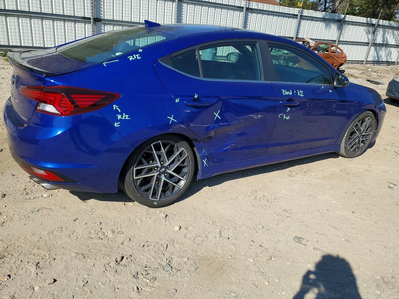 2019 Hyundai Elantra Sport - Image 3
