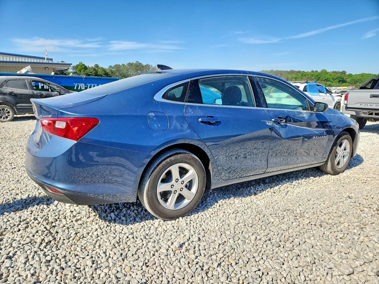 2025 Chevrolet Malibu Ls - Image 3