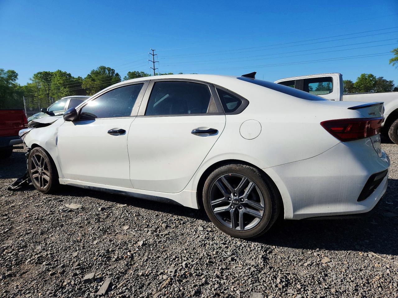 2021 Kia Forte Gt Line - Фото 2