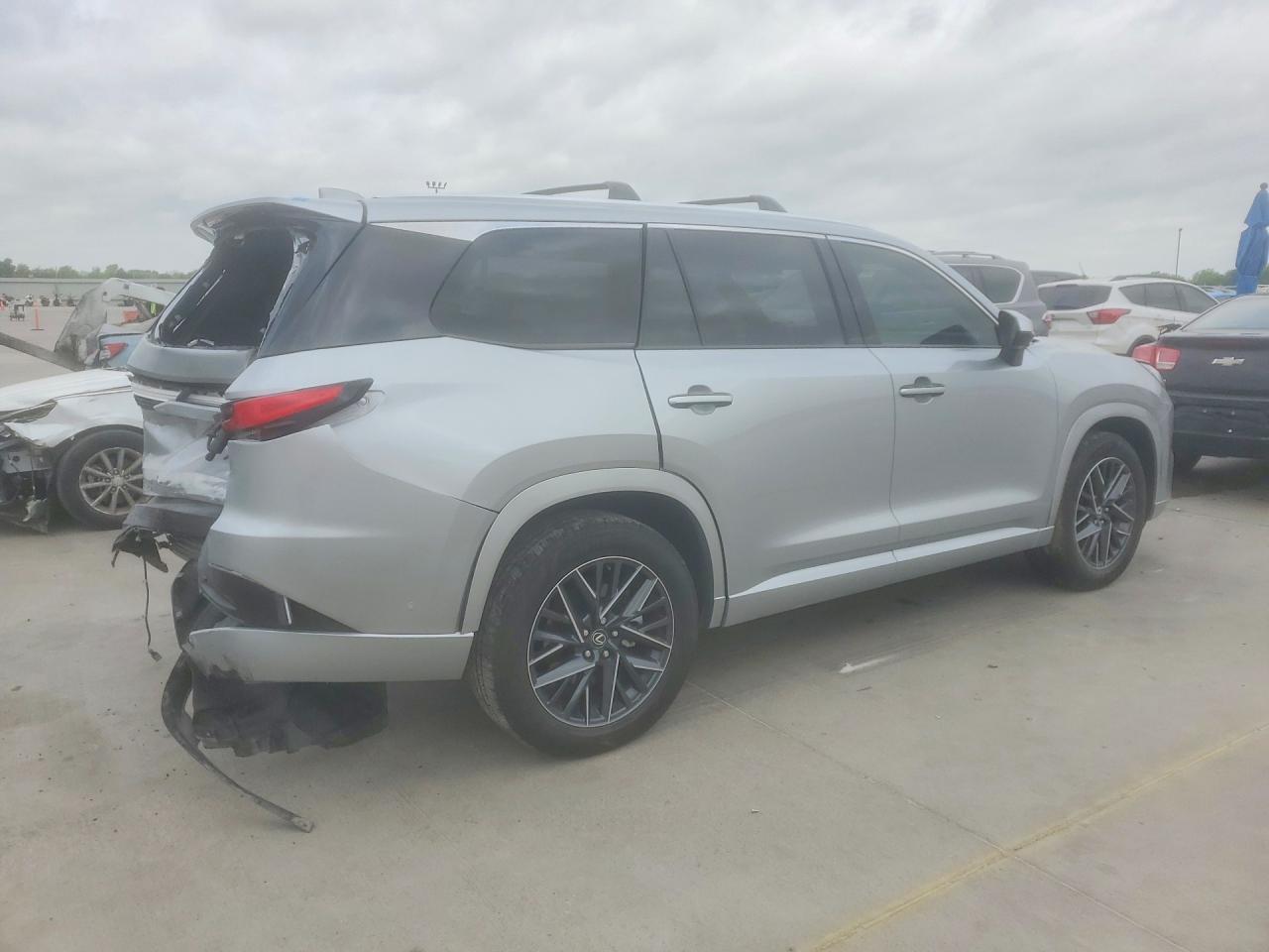 2025 Lexus Tx 350 Premium - Image 3