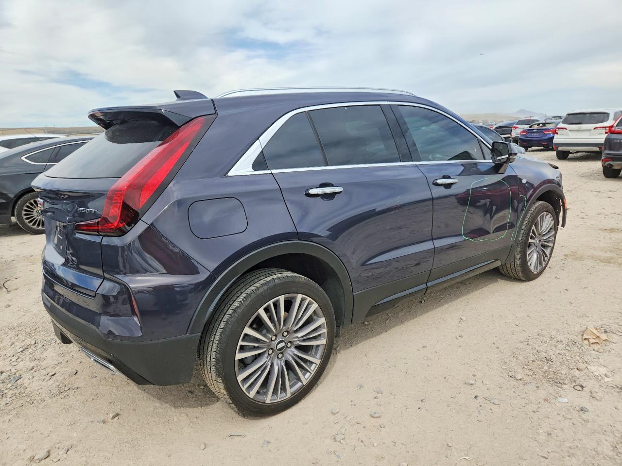 2024 Cadillac Xt4 Premium Luxury - Фото 3