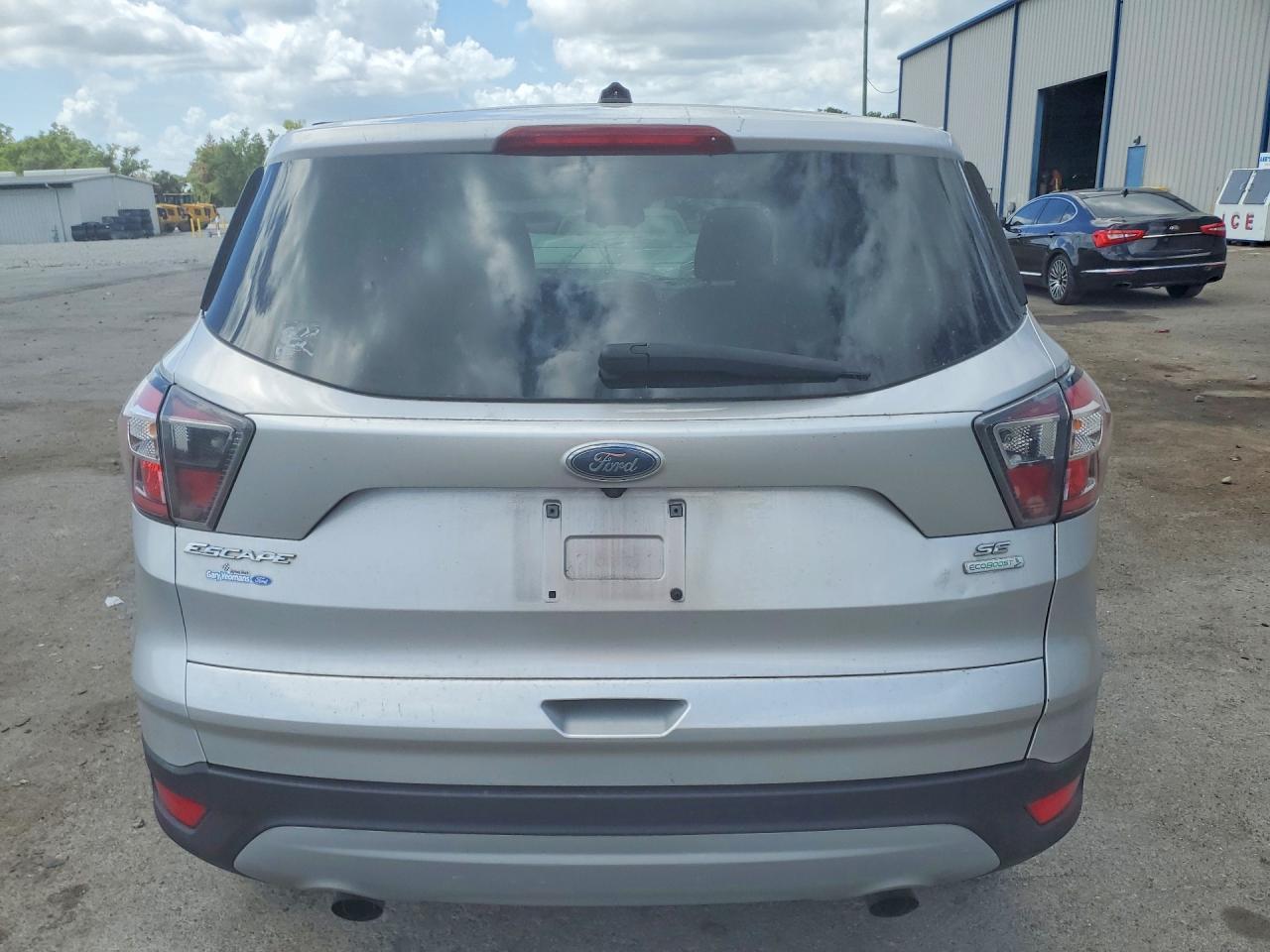 2017 Ford Escape Se - Фото 6