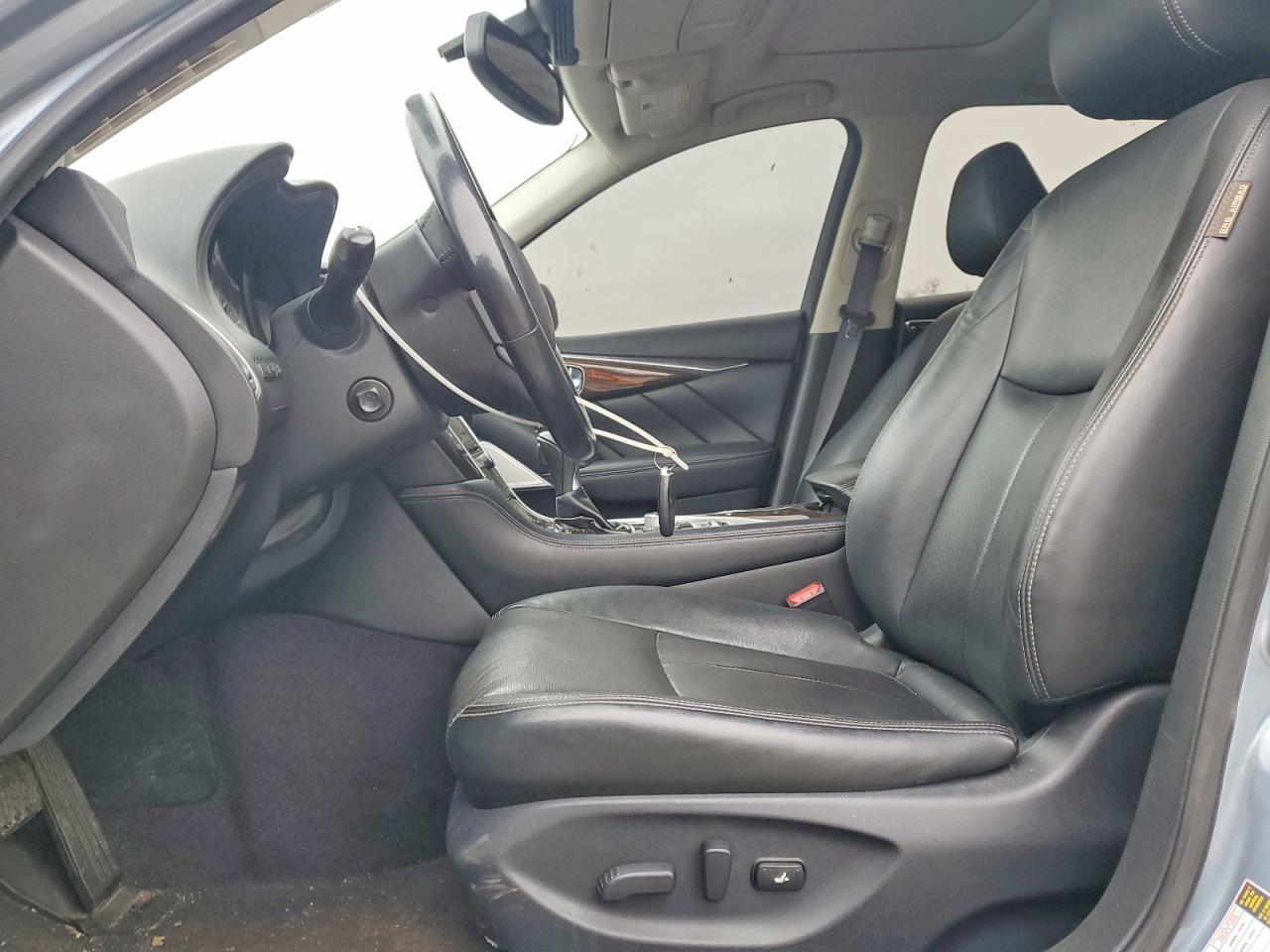 2017 Infiniti Q50 3.0T Premium - Image 7