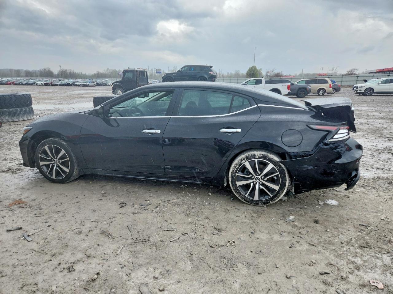 2019 Nissan Maxima 3.5 S - Image 2