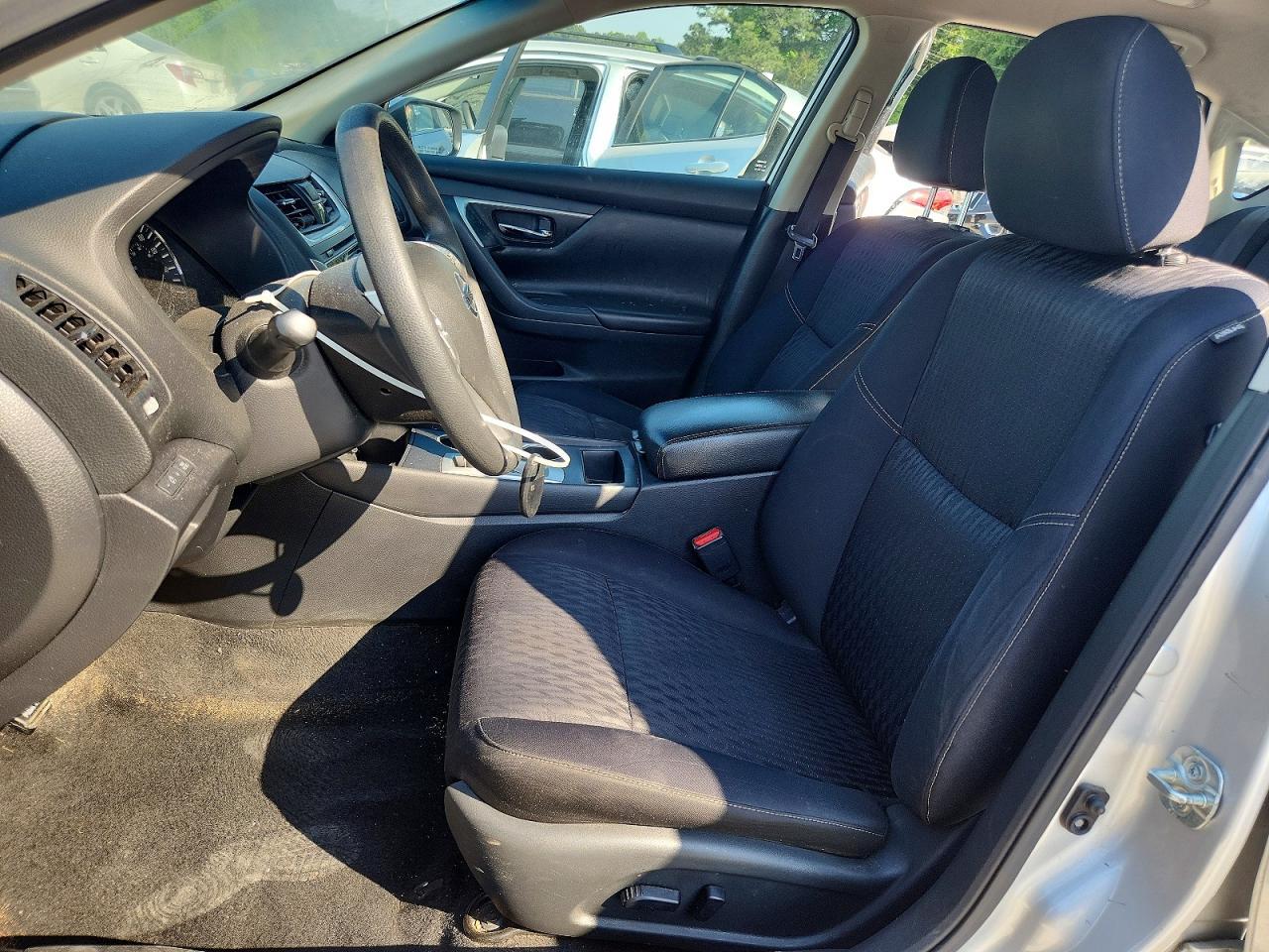2018 Nissan Altima - Image 7