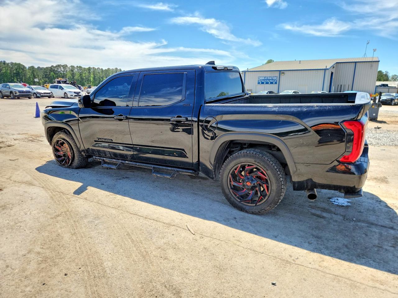 2024 Toyota Tundra Sr5 - Фото 2