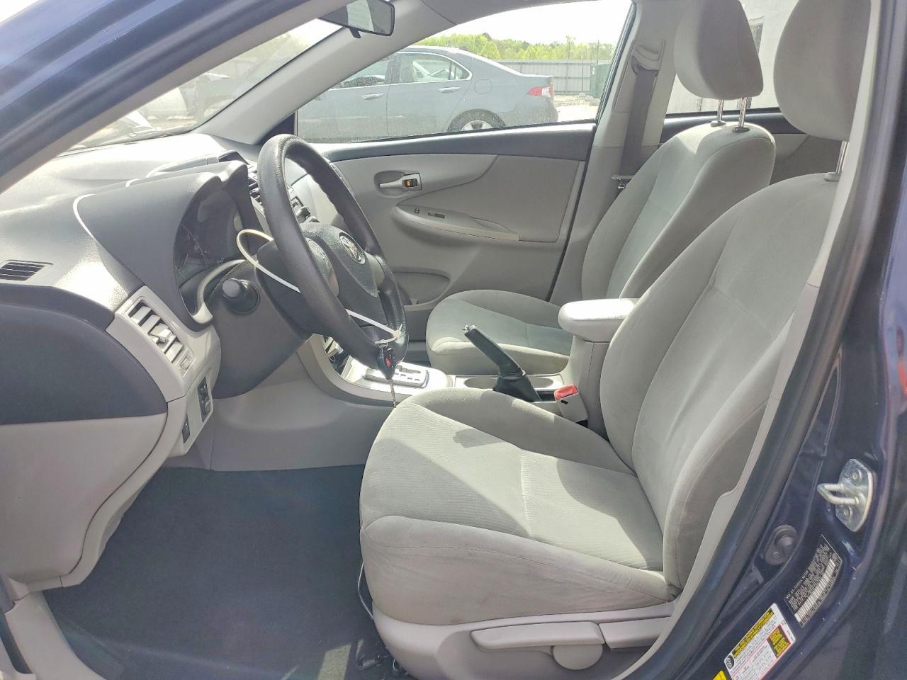 2012 Toyota Corolla Le - Фото 7