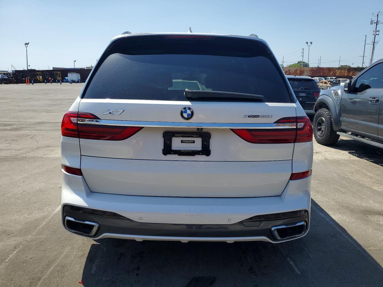 2019 BMW X7 xDrive50I - Image 6