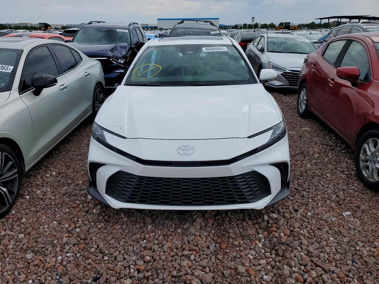 2025 Toyota Camry Se - Фото 5