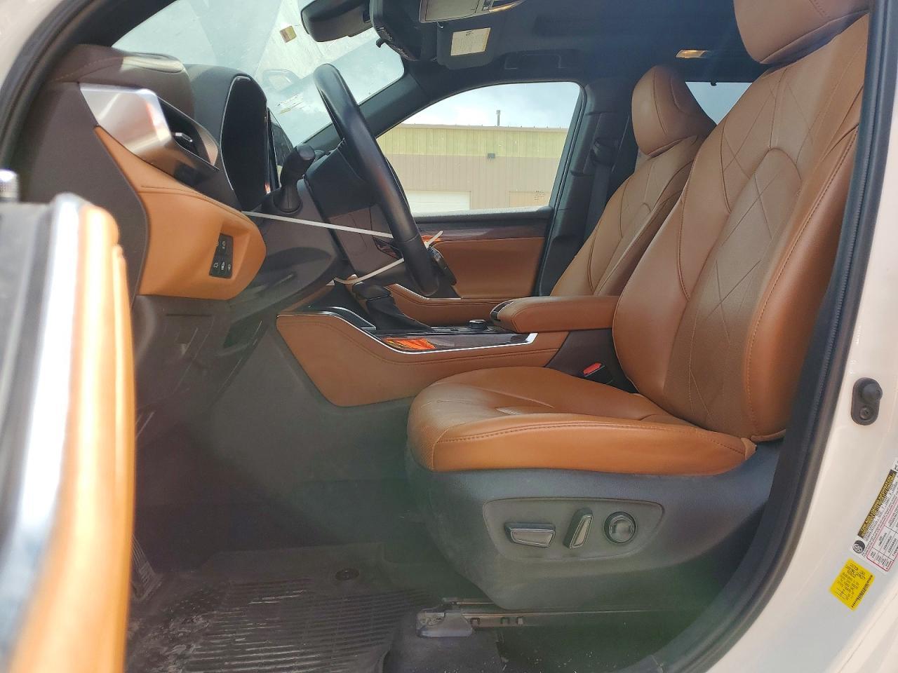 2022 Toyota Highlander Platinum - Фото 7