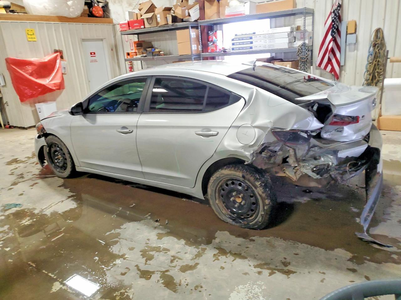 2018 Hyundai Elantra Se - Фото 2