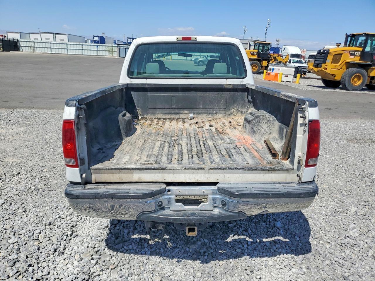 2004 Ford F250 Super Duty - Image 6