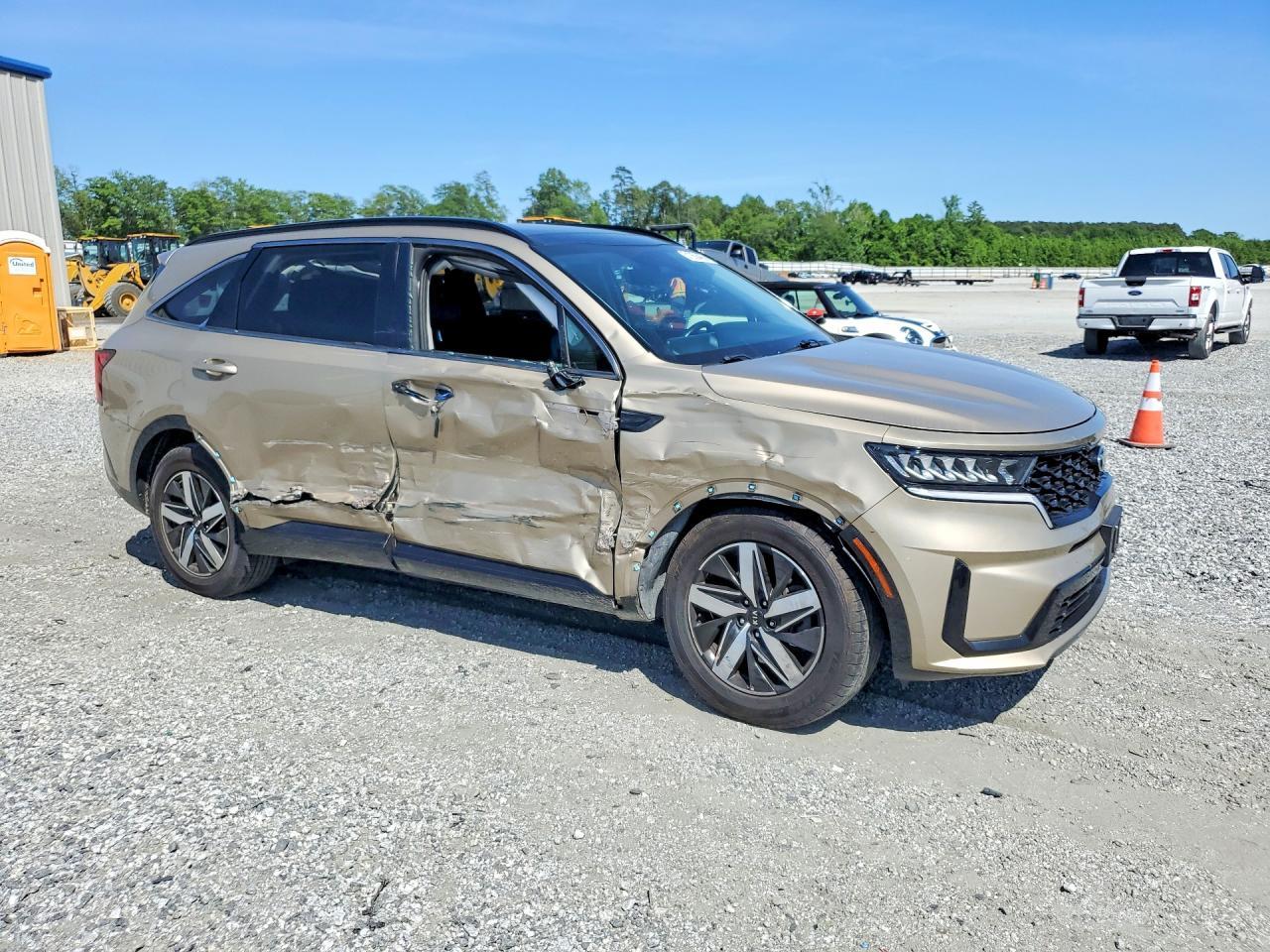 2021 Kia Sorento S - Фото 4