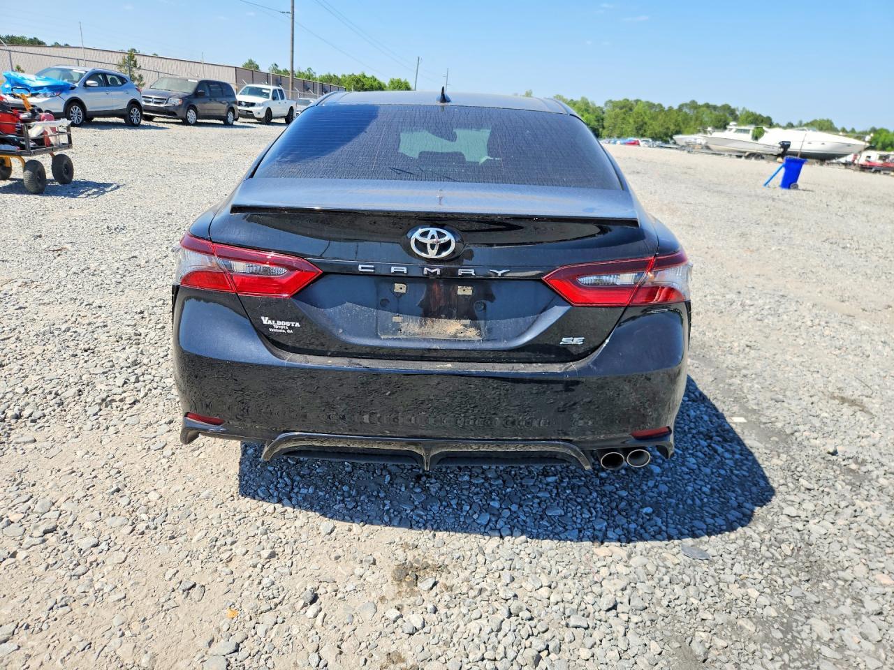 2023 Toyota Camry Se - Image 6