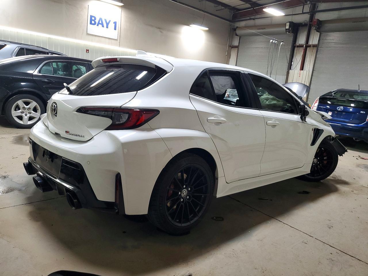 2025 Toyota Gr Corolla Premium - Фото 3