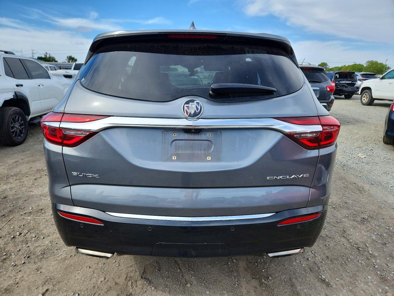 2018 Buick Enclave Essence - Фото 6