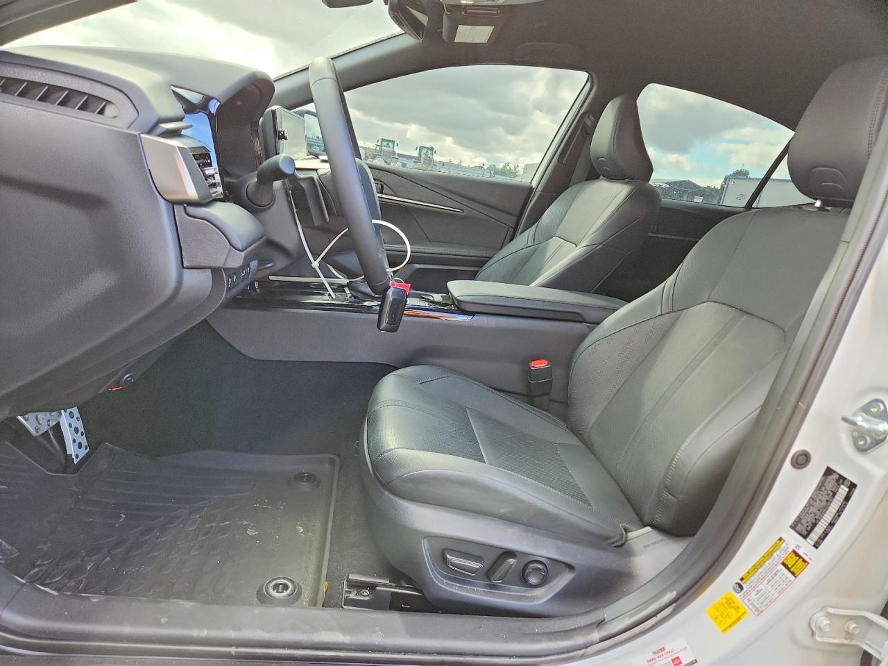 2025 Toyota Camry Xse - Image 7