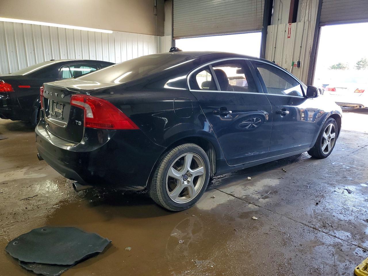 2013 Volvo S60 T5 - Фото 3