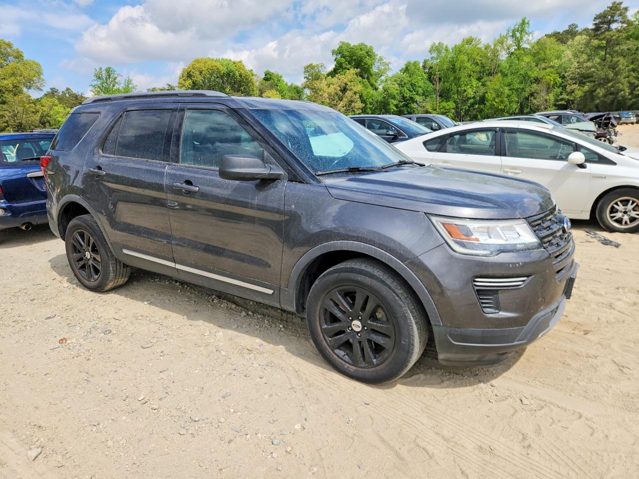 2018 Ford Explorer Xlt - Image 4