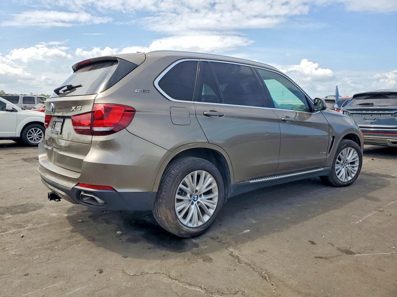 2017 BMW X5 Xdr40E - Фото 3