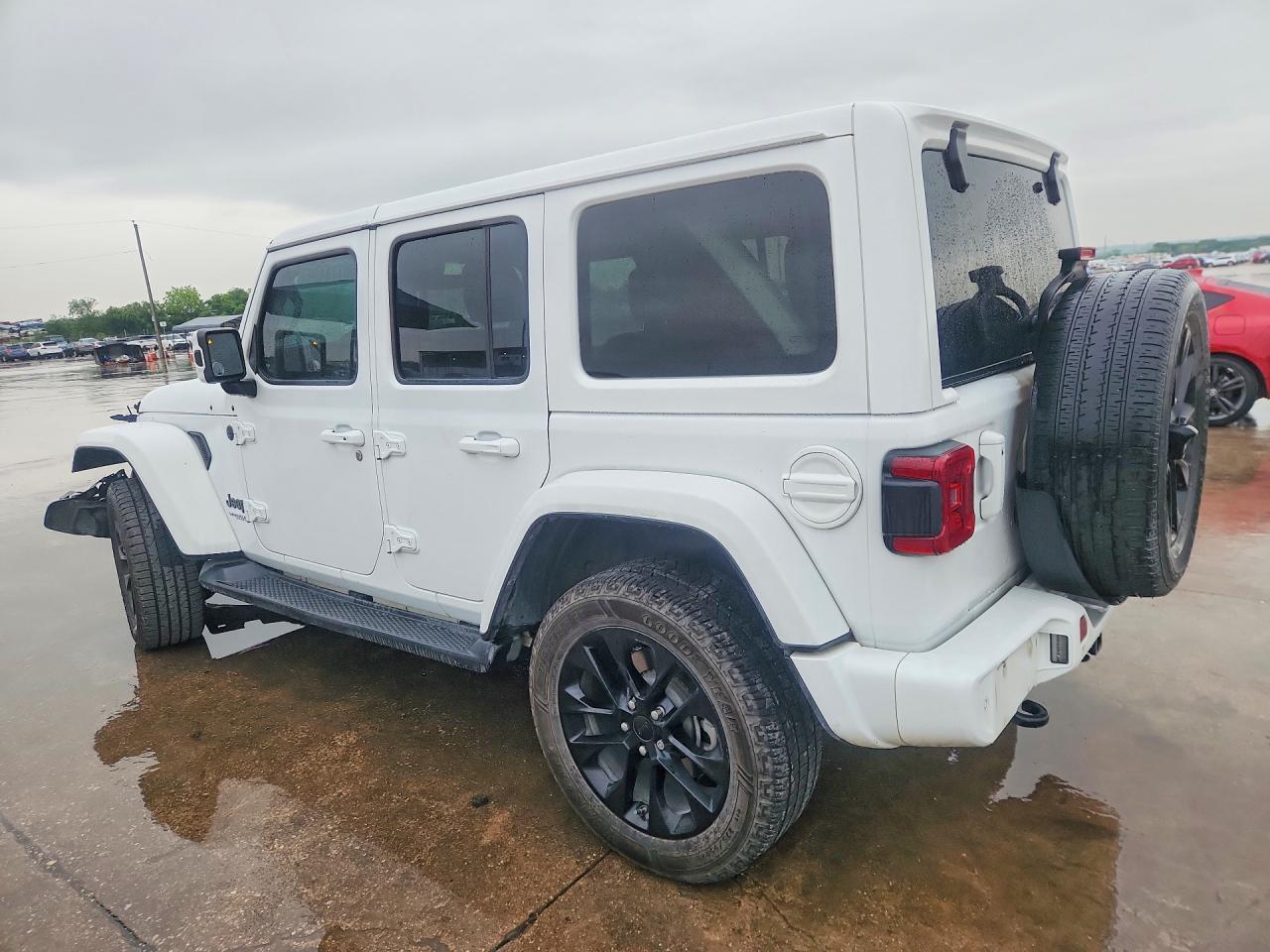 2021 Jeep Wrangler Unlimited Sahara - Image 2
