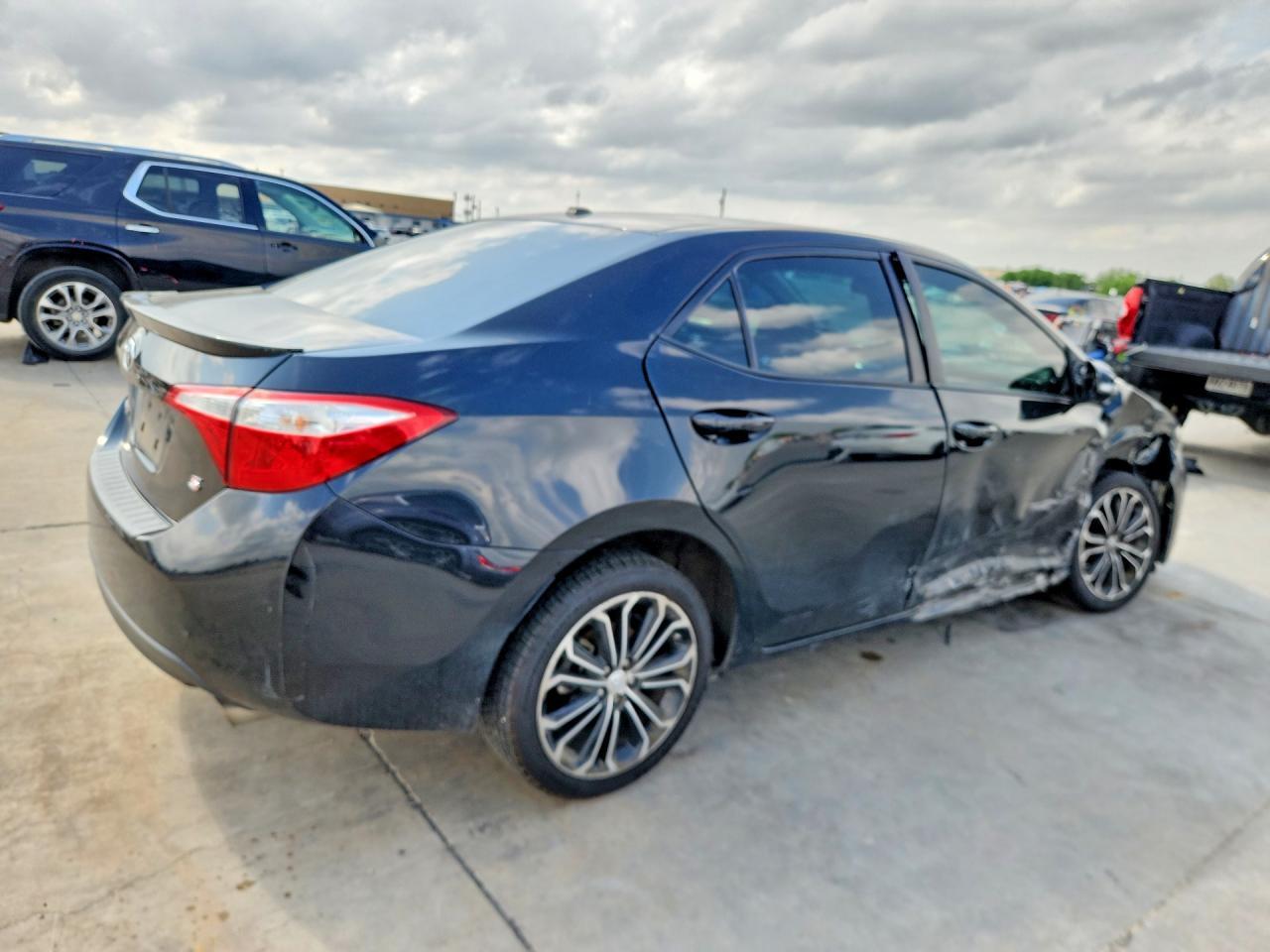 2016 Toyota Corolla S Plus - Image 3