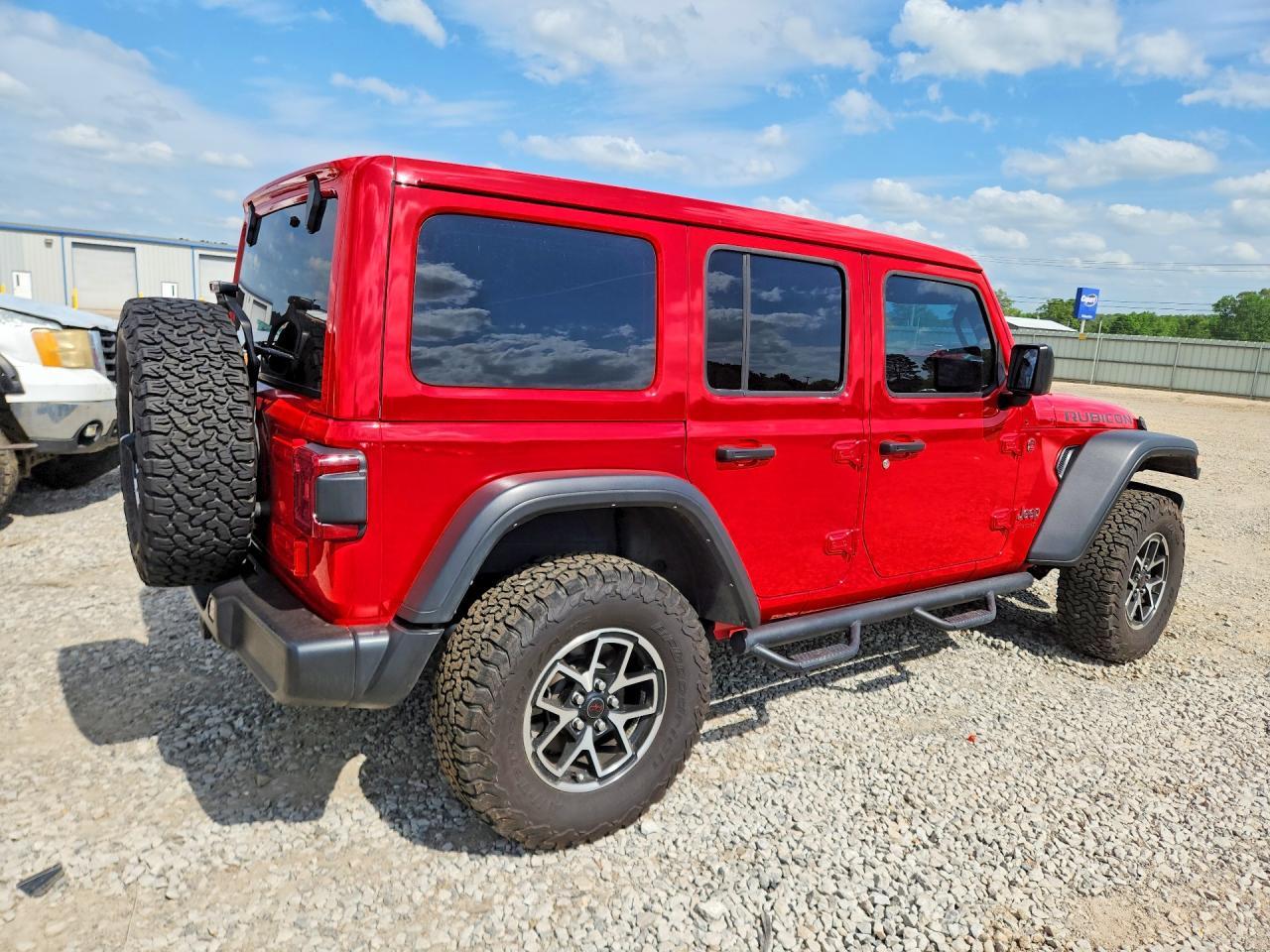 2024 Jeep Wrangler Rubicon - Фото 3