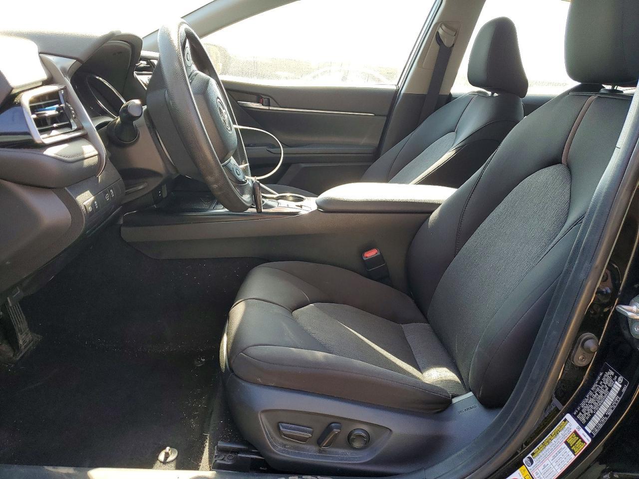 2019 Toyota Camry Le - Фото 7