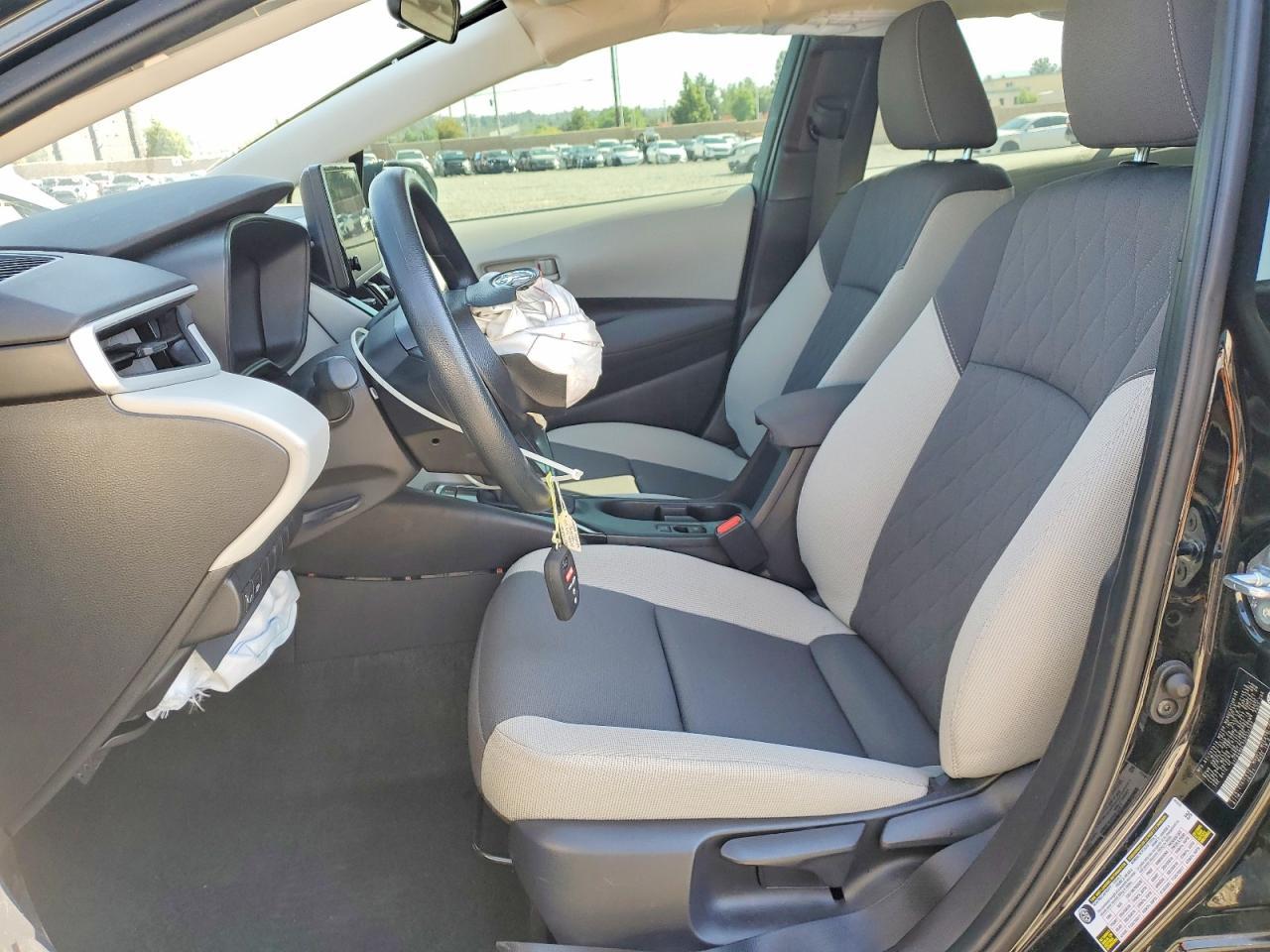 2025 Toyota Corolla Le - Фото 7