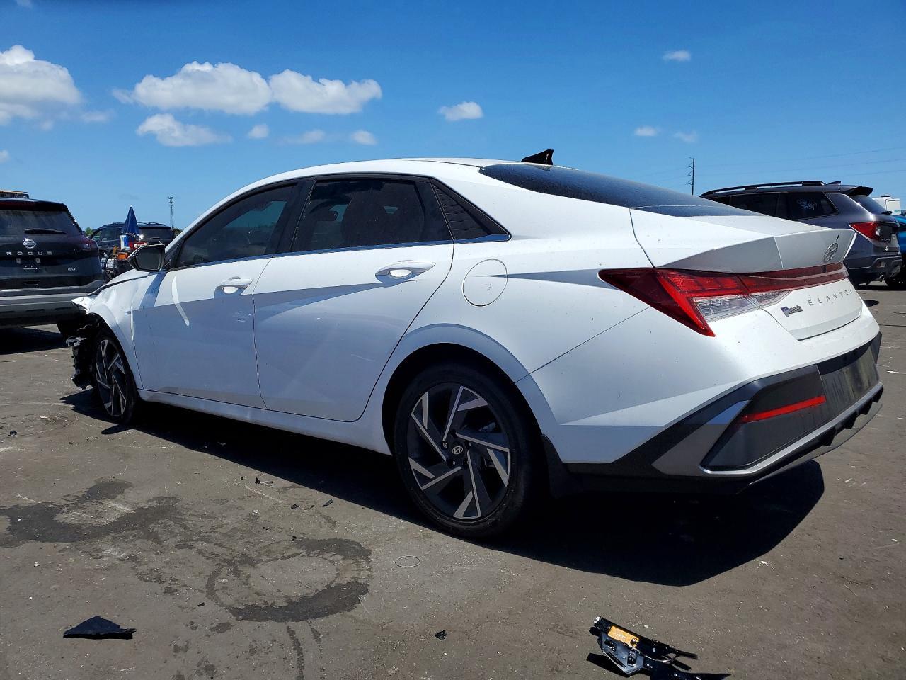 2025 Hyundai Elantra Hybrid Limited - Фото 2