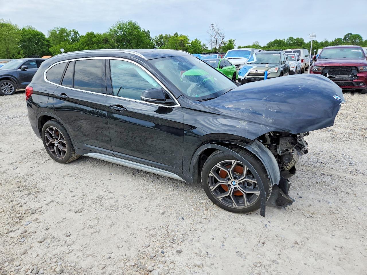 2021 BMW X1 xDrive28I - Фото 4