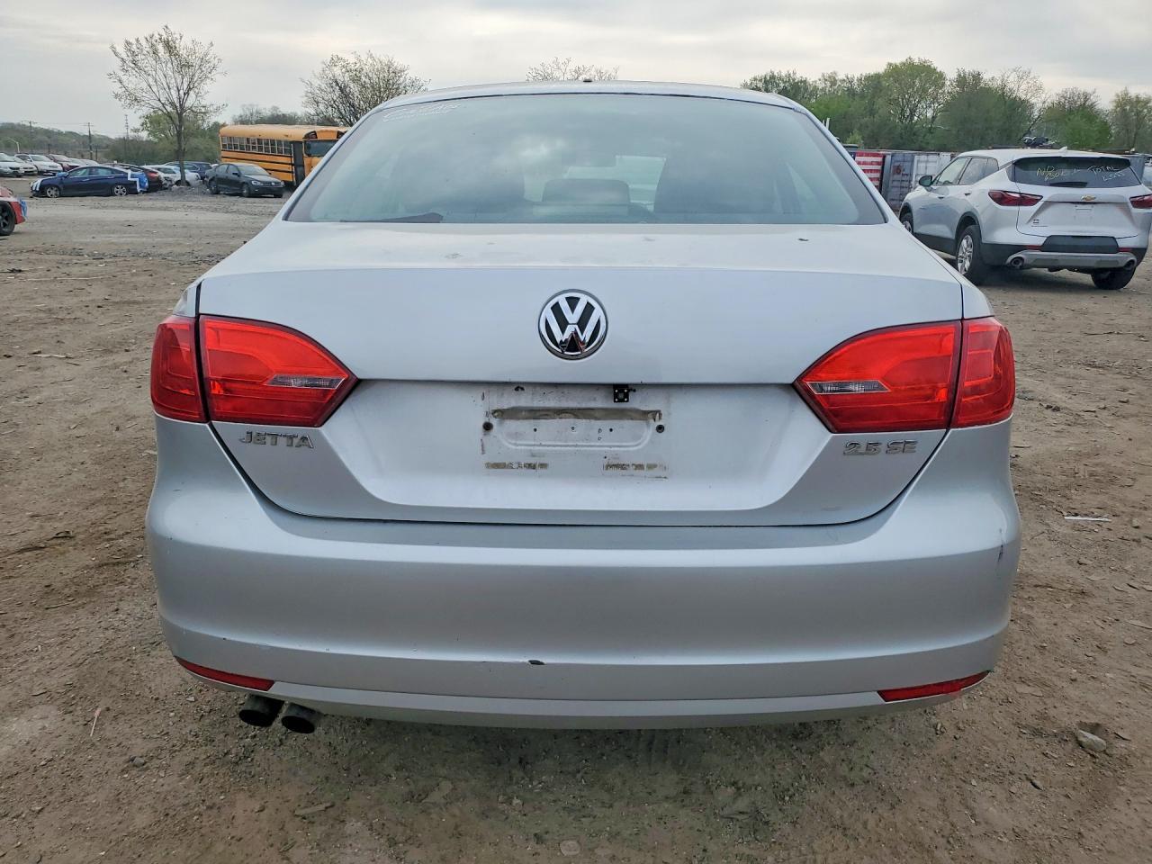 2012 Volkswagen Jetta Se - Фото 6