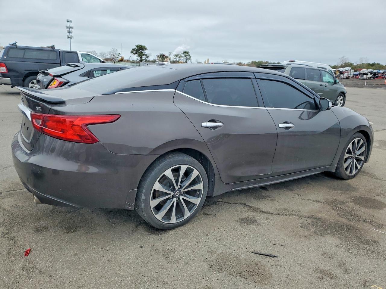 2016 Nissan Maxima 3.5 Sr - Image 3