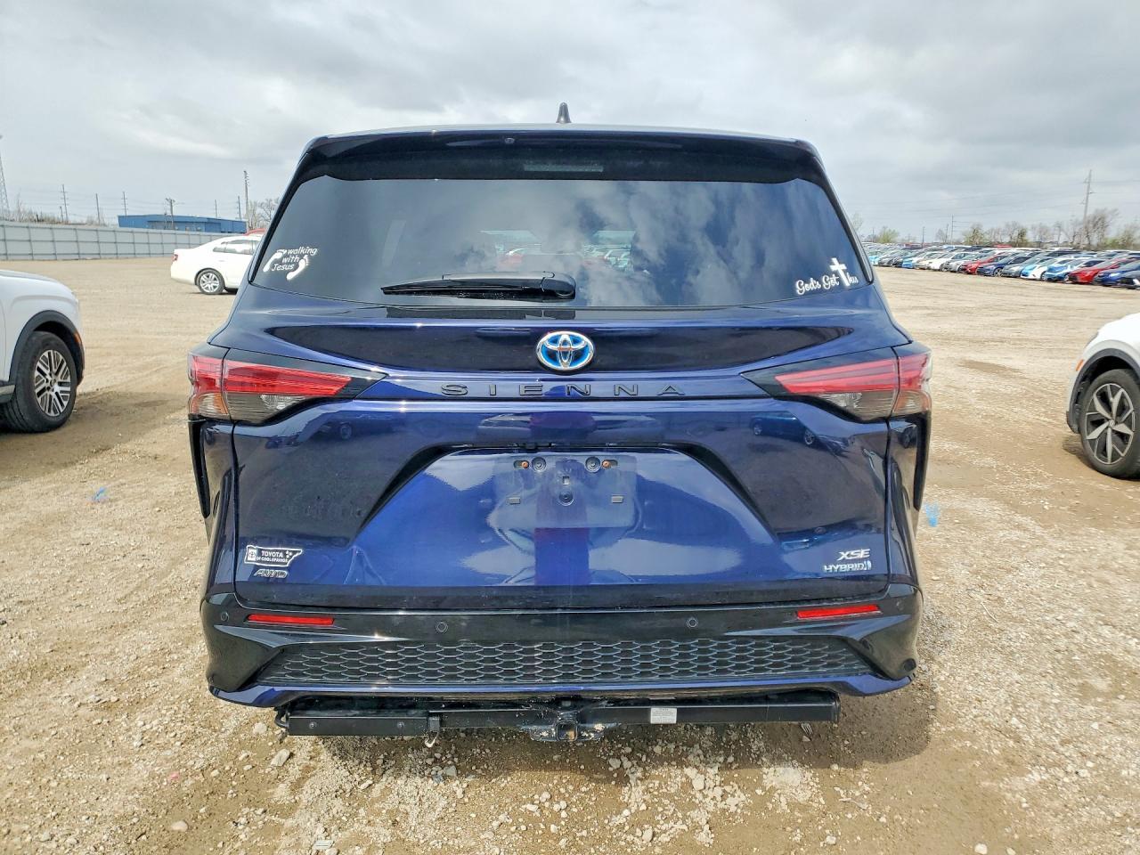 2021 Toyota Sienna Xse - Фото 6