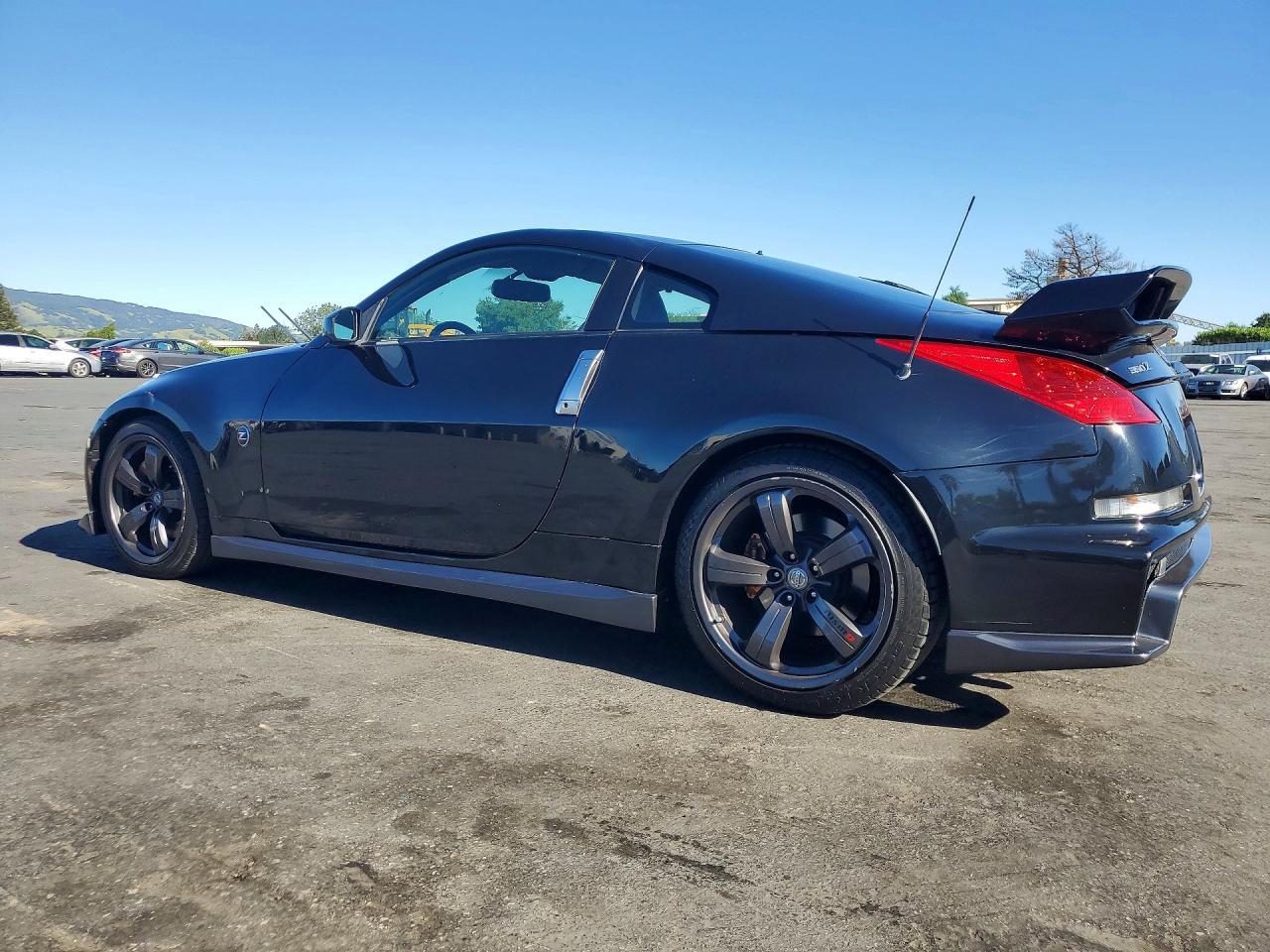 2008 Nissan 350Z Base - Фото 2