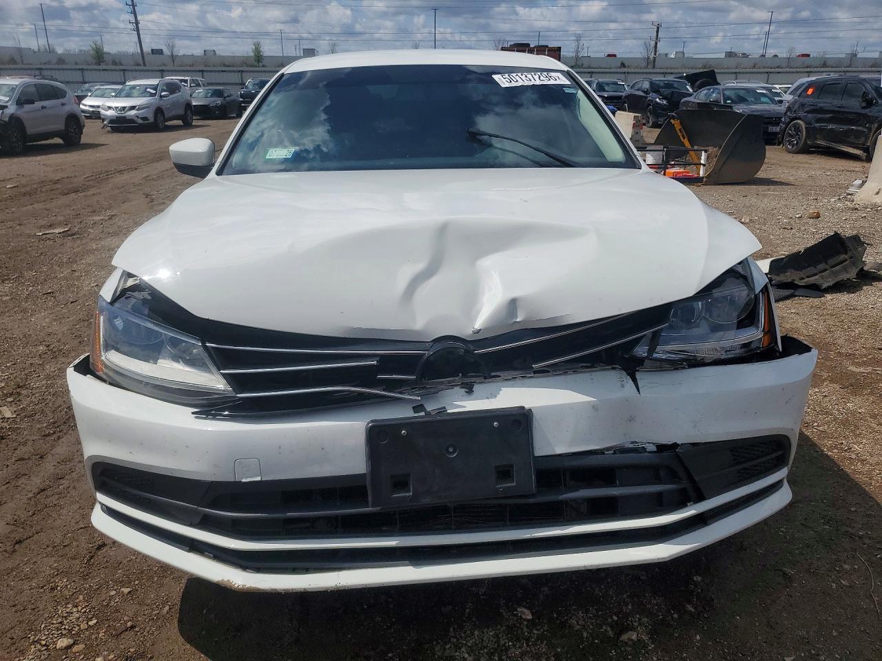 2017 Volkswagen Jetta S - Image 5